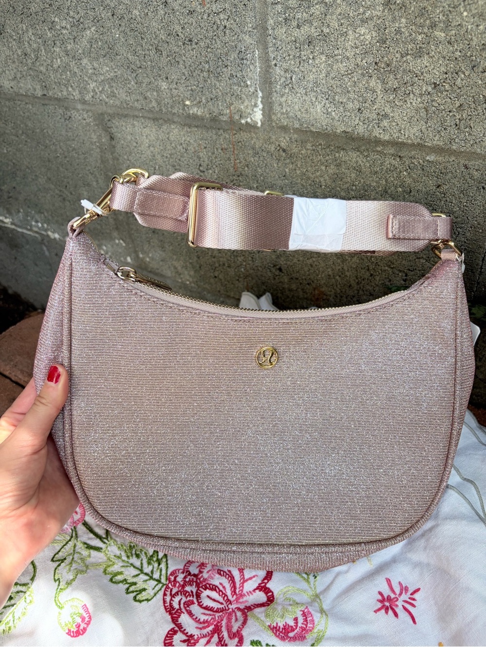 Lululemon The City Essentials Sparkle Crescent Shoulder Bag in Rose NWTS
